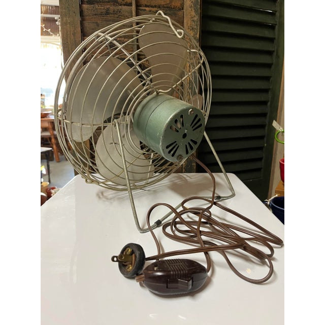 Mid-Century Modern Mid-Century Super Lectric Fan For Sale - Image 3 of 5