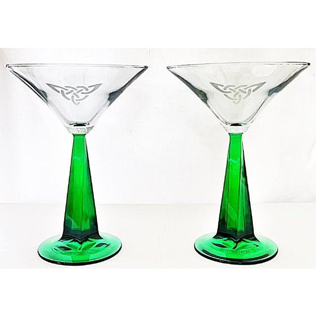 Kelly Green Vintage Martini/Cocktail Glasses With Etched Design and Green Stems - A Pair For Sale - Image 8 of 8
