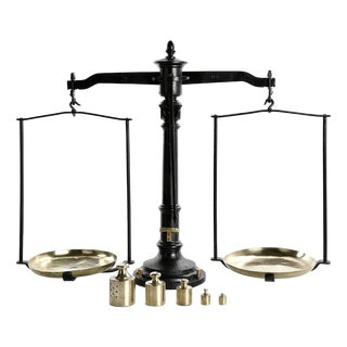 20th Century English Scale For Sale