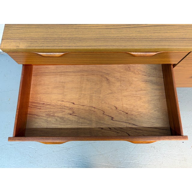 Mid 20th Century Teak Server by Europa For Sale - Image 13 of 17