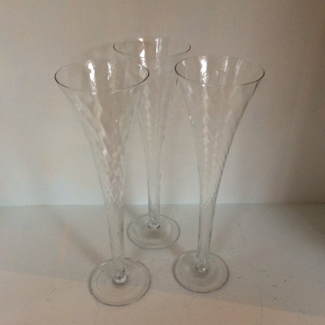 Vintage Romanian Hand Blown Spiral Twist Trumpet Champagne Flutes 3