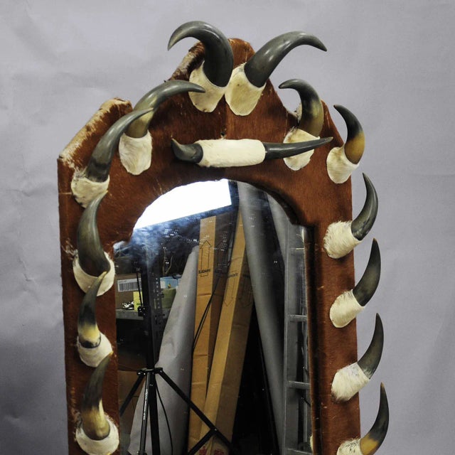 Late 19th Century Large Hall Mirror With Cow Horn Decorations and Console Table, Austria 1870 For Sale - Image 5 of 6