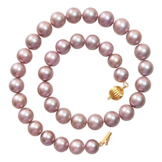 Natural Freshwater Edison Pink Pearl Necklace With 14k Gold Clasp For Sale