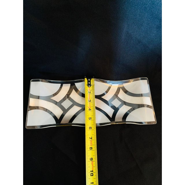Vintage Mid-Century Modern Geometric Silver Leaf Tray Set - 2 Pieces For Sale - Image 11 of 13
