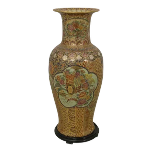 Large Chinese Decorated Vase on Stand