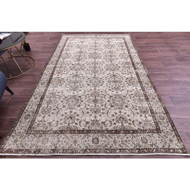 Vintage Turkish Rug, 1960s For Sale - Image 3 of 15