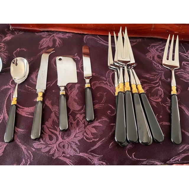 Late 20th Century Yamazaki 177 Piece Stainless Steel Gold Accent Flatware Set For Sale In New York - Image 6 of 11