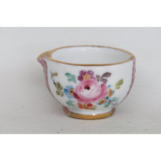 Traditional Small Ceramic Bowl Miniature Vessel Hand Painted Floral Motif Gold Trim 5117b For Sale - Image 3 of 11