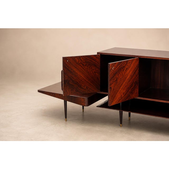 Brazilian Modern Credenza by Giuseppe Scapinelli in Brazilian Rosewood, Brazil, 1950s For Sale - Image 14 of 18