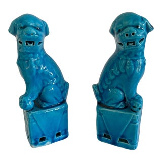 Small Ceramic Asian Turquoise Foo Dogs - a Pair For Sale