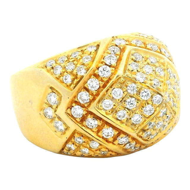Vintage Italian 18k Gold Pavé Diamond Dome Ring, 1.75 Carats, Size 6 For Sale