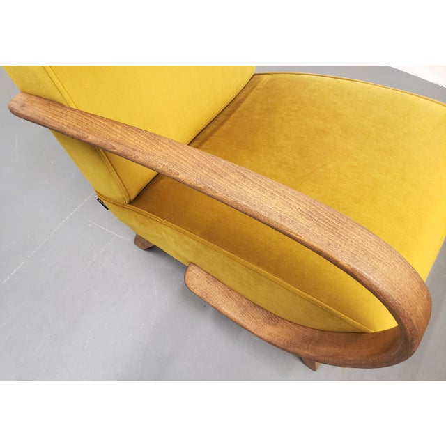 Vintage Bentwood Lounge Chair in Goldenrod Velvet by Jindrich Halabala, 1930 For Sale - Image 6 of 10