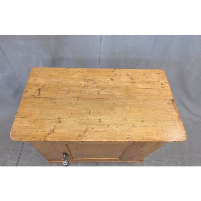 Antique English Pine Single Door Cupboard With Working Key and Original Hardware For Sale - Image 4 of 14
