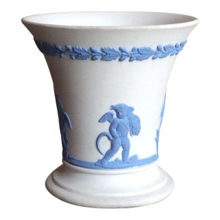 Wedgwood White Jasperware Neoclassical Urn For Sale