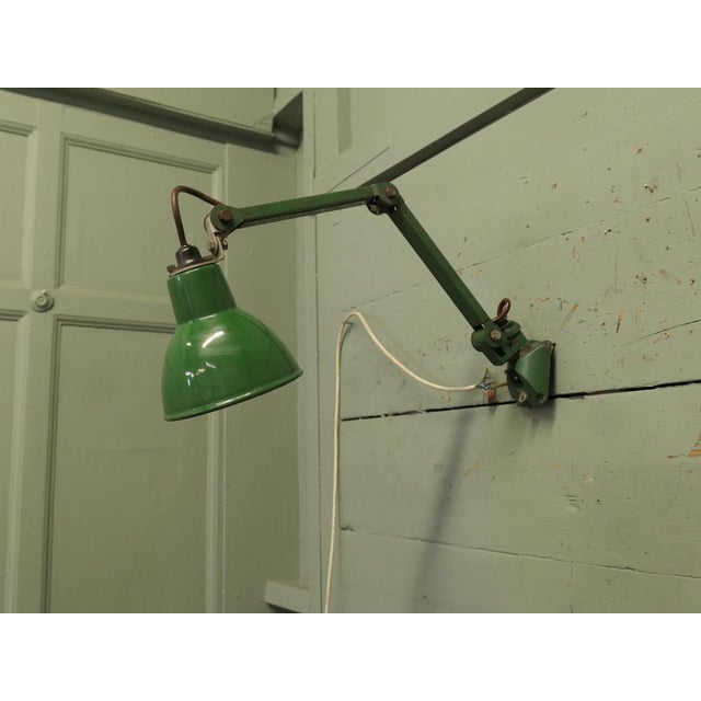 Metal Vintage Industrial Articulated Rotating Wall Light, 1930 For Sale - Image 7 of 9