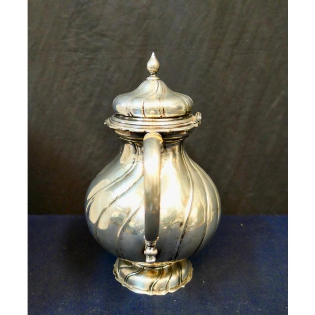 Late 19th Century Continental 800S Tea Pot For Sale - Image 4 of 10