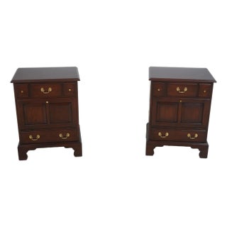 Pair Henkel Harris Mahogany McKenzie Nightstands For Sale