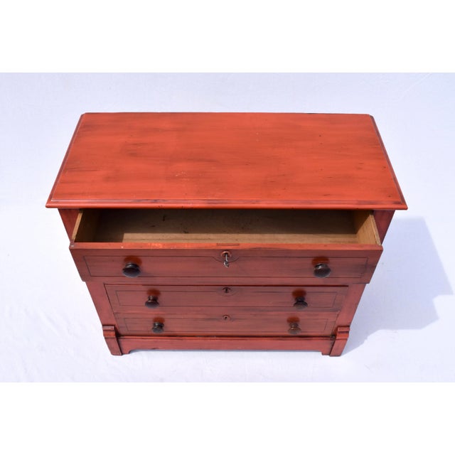 19th C. American Pine Red Cottage Dresser For Sale In Philadelphia - Image 6 of 15