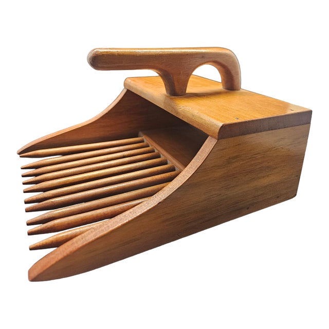 Vintage Handcrafted Teak MCM Wooden Berry Picker or Cranberry Scoop For Sale