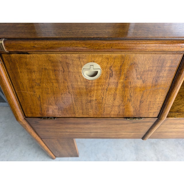 1980s Drexel Accolade II Campaign-Style Queen-Size Headboard For Sale - Image 10 of 10