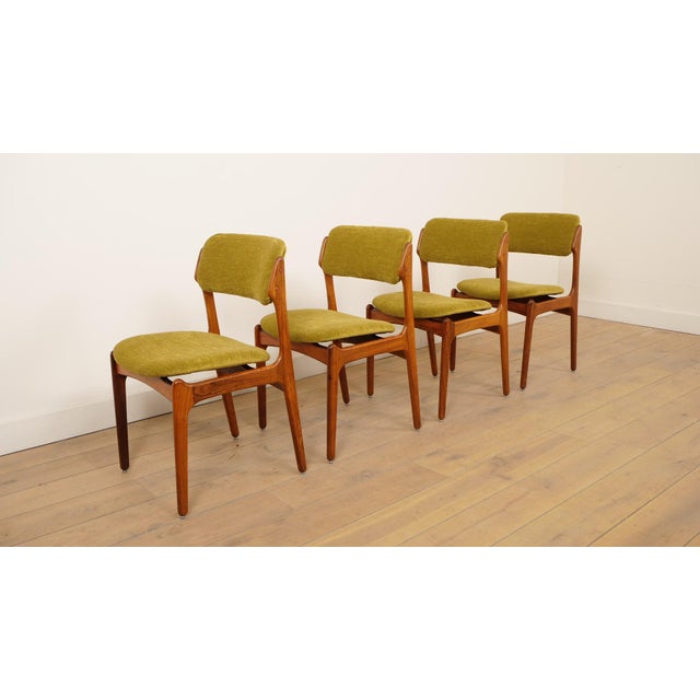 Dining Chairs with Armrests in Rosewood by Erik Buch, Set of 4 For Sale - Image 12 of 17