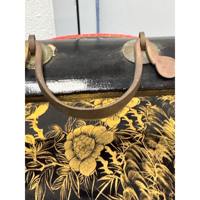 Late 20th Century Chinoiserie Lacquered Wedding Basket Carriers, Set of Seven For Sale - Image 5 of 12