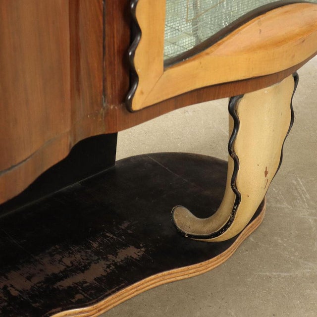Vintage Display Cabinet in Walnut Veneer, Italy, 1940s For Sale - Image 9 of 11