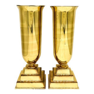 Mid–Late 20th C. Polished Brass Urn Form Mantel Vases – Pair – Neoclassical / Hollywood Regency For Sale