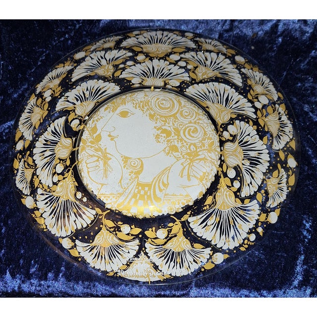 Rosenthal Vintage Glass Annual Plate by Björn Wiinblad, 1976 For Sale - Image 4 of 6