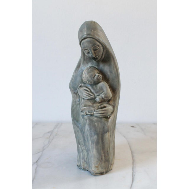 Vintage modernist style studio art pottery sculpture of Jesus and Mary. No maker mark. Minor age wear.