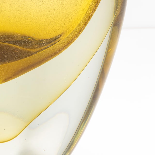 Hand Blown Murano Vase in Amber With 24-Karat Gold Flecks Large For Sale - Image 12 of 12