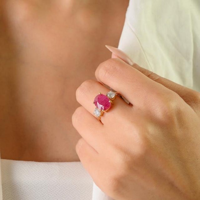 Art Deco Natural 3.19Ct Oval Cut Ruby & Diamond Ring Size 5 in 14k Yellow Gold For Sale In New York - Image 6 of 14