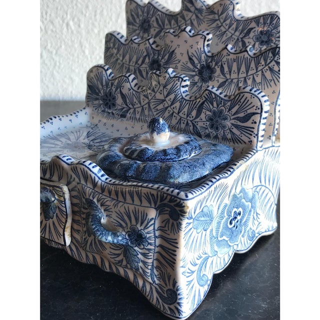 Tomlinson Blue & White Faience Ink Well For Sale - Image 4 of 6