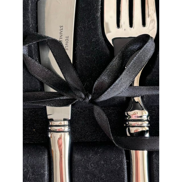 1980s Circa 1980 Towle Silversmiths Fish Forks & Knife Boxed Set / Boston Antique Silver Pattern / Service for 4 - Set of 8 For Sale - Image 5 of 10