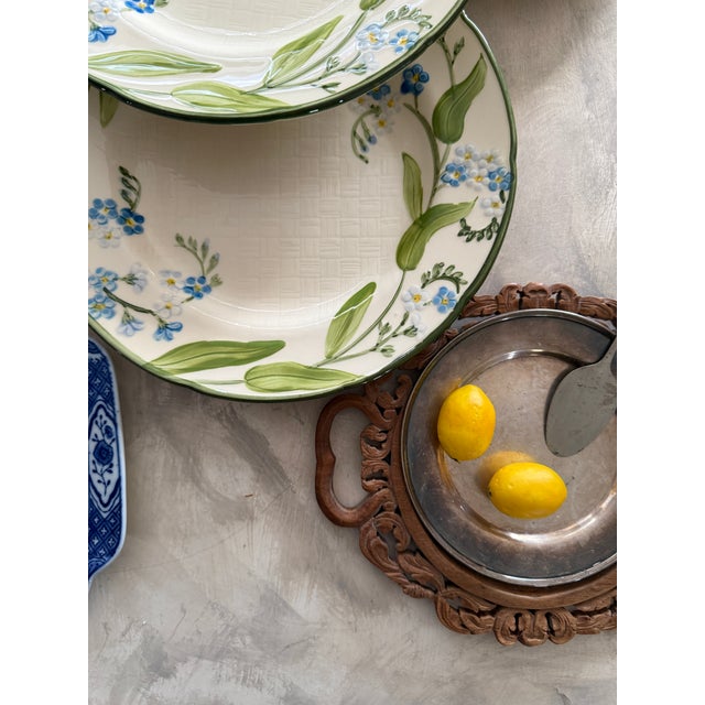 1990s Franciscan Forget Me Not Dinner Plates 10.25 Inches Hand Decorated - Set 4 For Sale In Chicago - Image 6 of 11