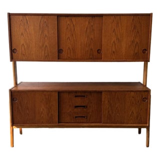 Vintage Danish Teak and Oak Two-Piece Floating Sideboard, Manner of Hans Wegner 1960s For Sale