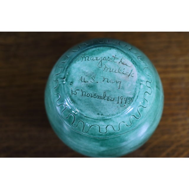 Green Mid-Century Green Glazed Studio Pottery Vase Signed Margaret Lee Mulick, u.s. Navy, 1948 For Sale - Image 8 of 8
