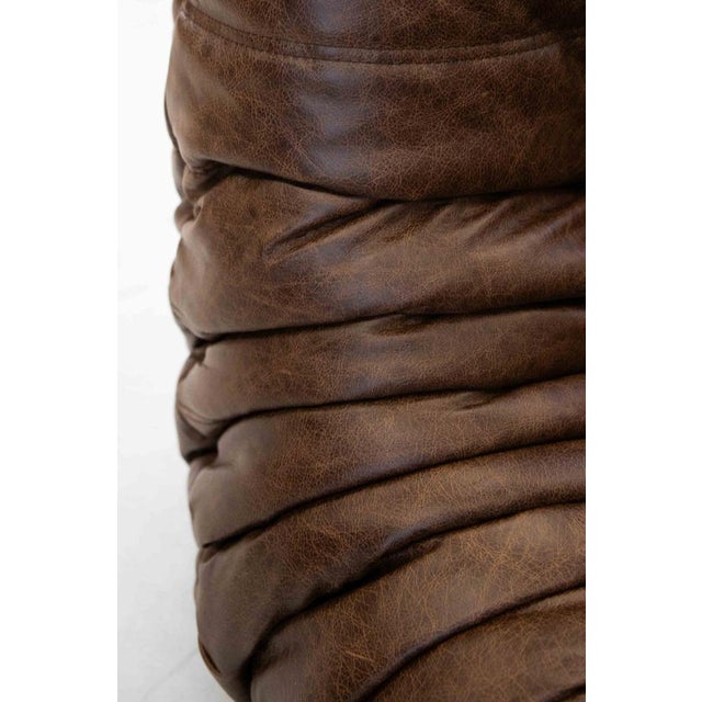 Vintage Two-Seater Togo Sofa with Arms in Brown Leather by Michel Ducaroy for Ligne Roset, 1970s For Sale - Image 15 of 18