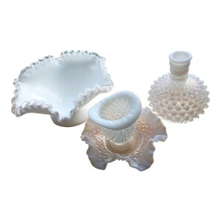 Vintage 1950s Fenton White Milk Glass and Opalescent Hobnail Ruffled 4-Piece Set For Sale