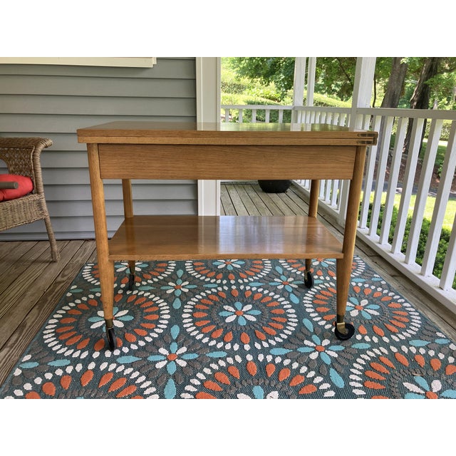 Vintage Scandinavian Mid‑Century Flip‑Top Bar Cart – Solid Oak Serving Trolley on Casters For Sale - Image 9 of 17