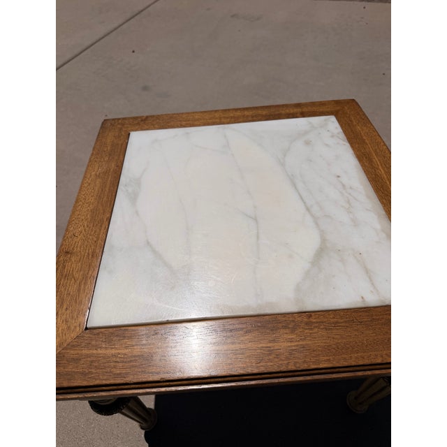 A Pair of Mid Century French-Style Mahogany and Marble-Topped End Tables For Sale - Image 4 of 12