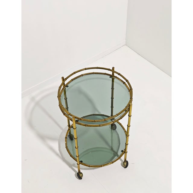 Mid-Century Modern Bamboo-Effect Brass Food Trolley with Two Smoked Glass Shelves, 1960s For Sale - Image 3 of 10