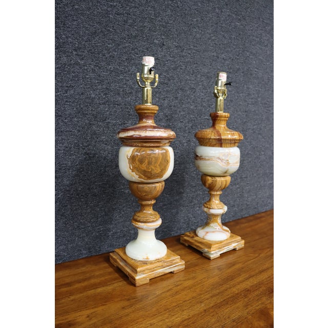 Pair of Italian Neoclassical Alabaster Table Lamps For Sale In Philadelphia - Image 6 of 11