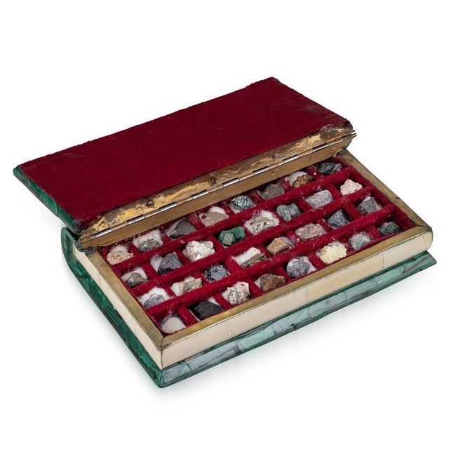 Antique Victorian Malachite Stone Box with Natural Mineral Samples, 1880 For Sale - Image 12 of 18