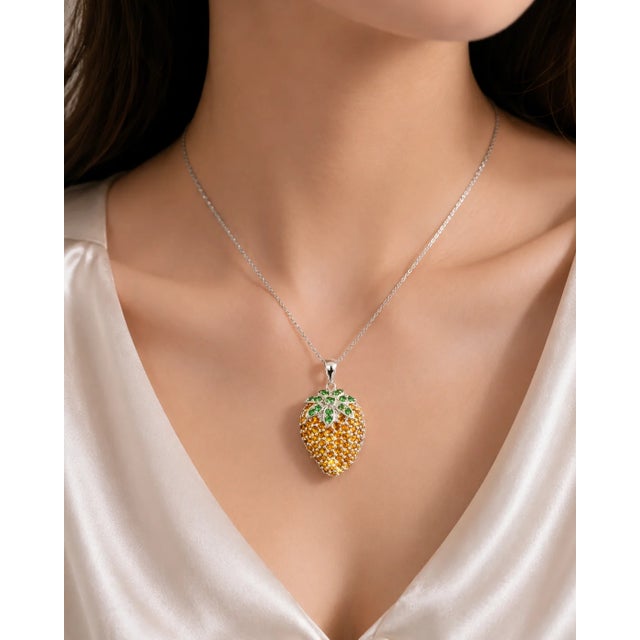Contemporary Late 20th Century 14K White Gold Orange Citrine Tsavorite Strawberry Pendant Necklace For Sale - Image 3 of 3