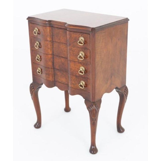 1920s Queen Anne Revival Bedside Cabinet in Walnut, 1920s For Sale - Image 5 of 5