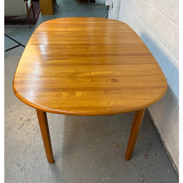 Mid-Century Modern Teak Oval Extension Dining Table For Sale - Image 10 of 16
