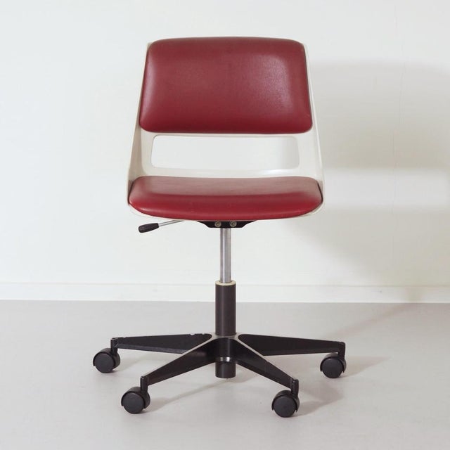 2533/BZ Desk Chair by André Cordemeyer for Gispen, 1970s For Sale - Image 3 of 12