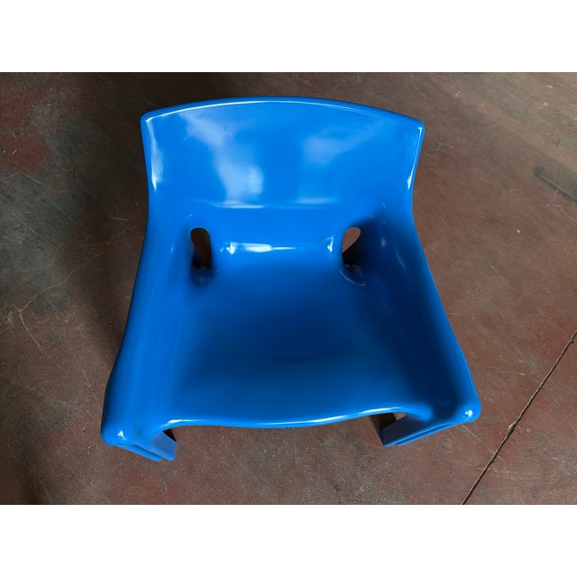 Blue Model Vicario Chair by Vico Magistretti for Artemide, 1970s For Sale - Image 3 of 9