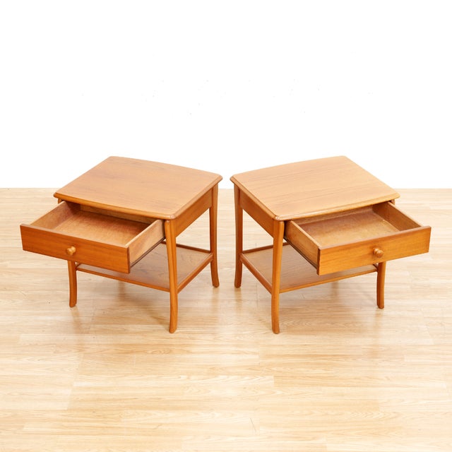 Nathan Furniture Pair of Vintage Nightstands by Nathan Furniture, Attributed For Sale - Image 4 of 9